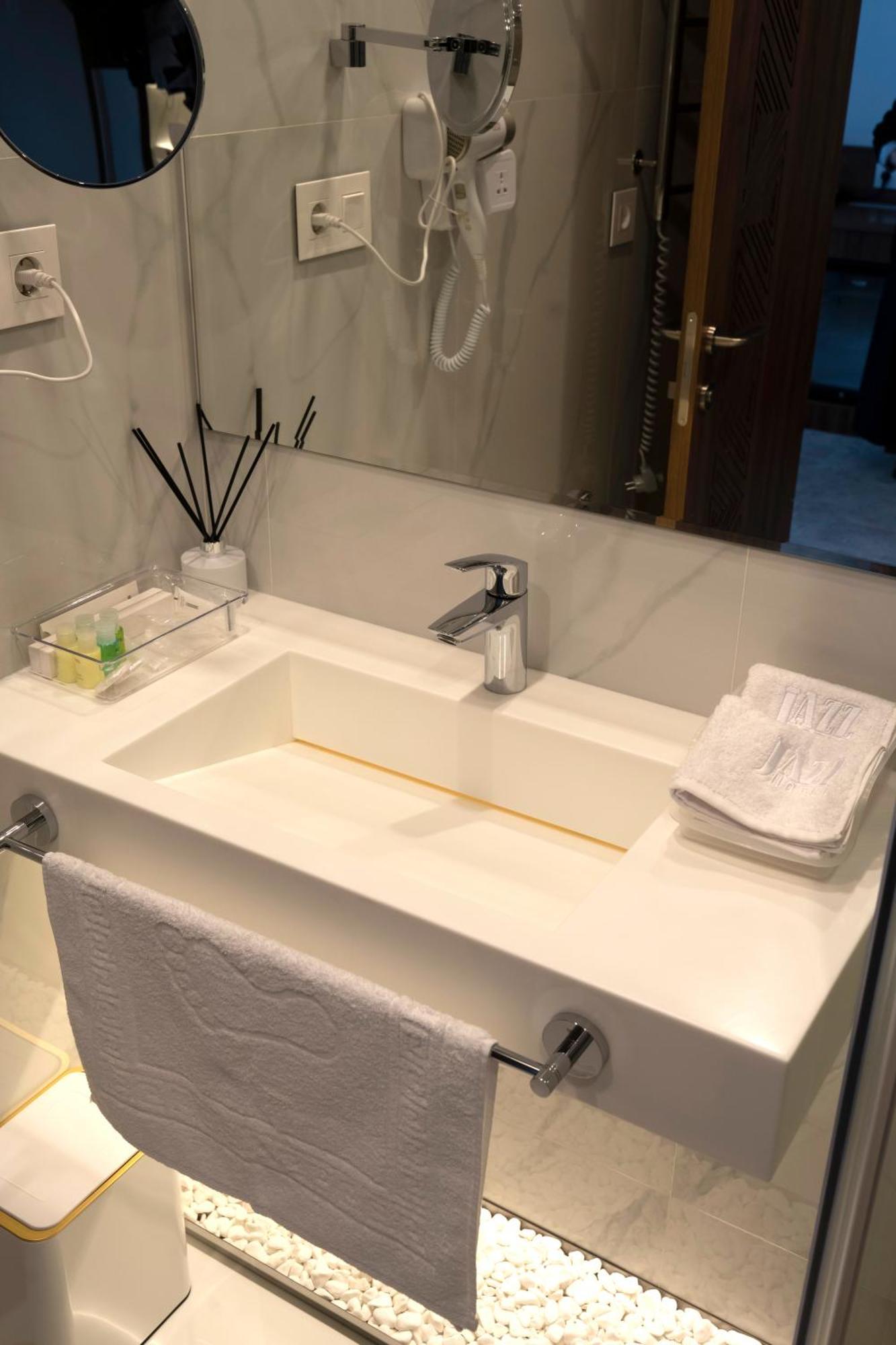 Jazz Hotel 久姆里 外观 照片